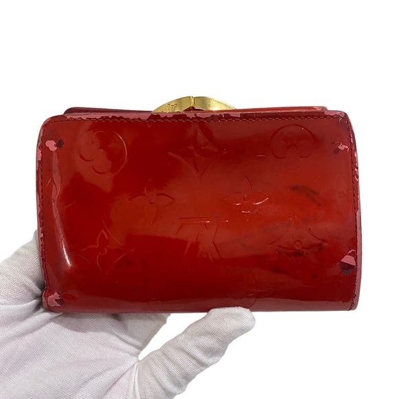 LV Louis Vuitton French Wallet Monogram Vernis in patent RED - designer - flawed - Picture 3 of 14